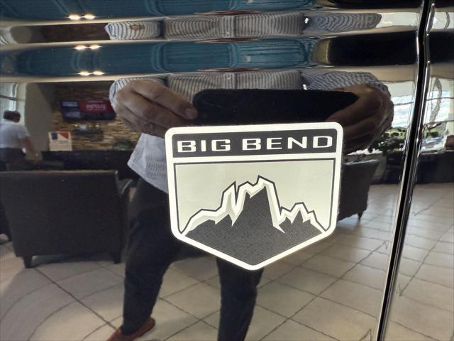 Photo of 2024 Shadow Black Ford Bronco