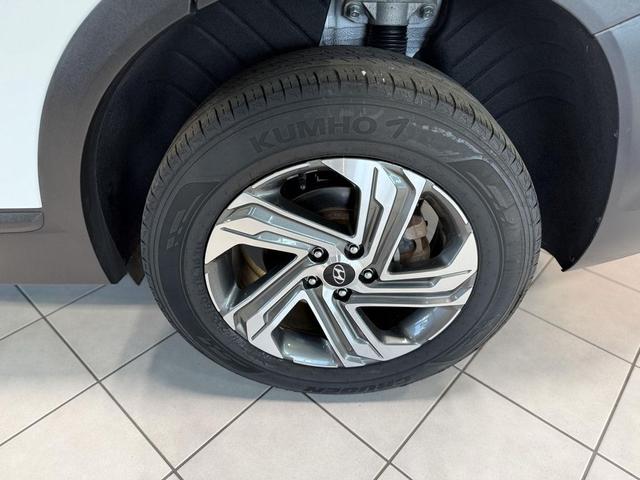 Photo of 2022 Quartz White Hyundai SANTA FE