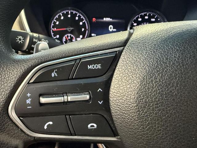 Photo of 2022 Quartz White Hyundai SANTA FE