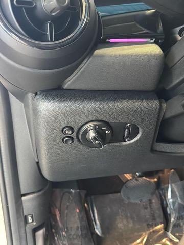 Photo of 2023 Pepper White MINI Hardtop