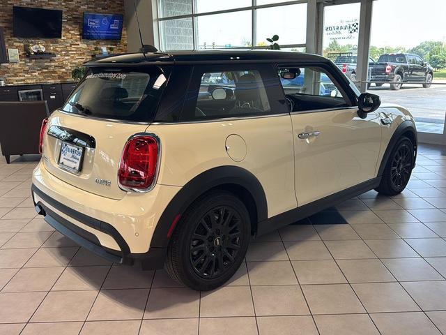 Photo of 2023 Pepper White MINI Hardtop