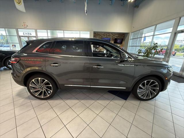 Photo of 2019 Magnetic Gray Metallic Lincoln Nautilus