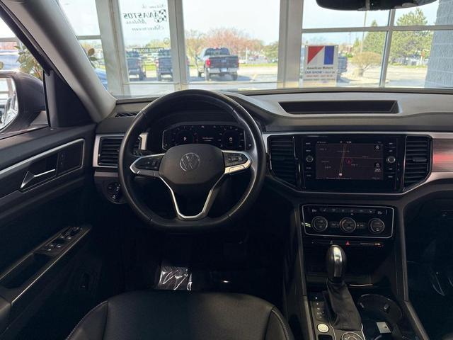 Photo of 2021 Platinum Gray Metallic Volkswagen Atlas
