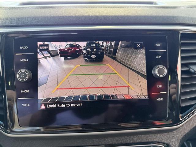 Photo of 2021 Platinum Gray Metallic Volkswagen Atlas