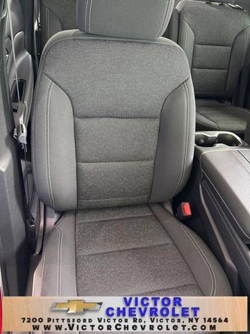 Photo of 2025 Radiant Red Tintcoat Chevrolet Traverse