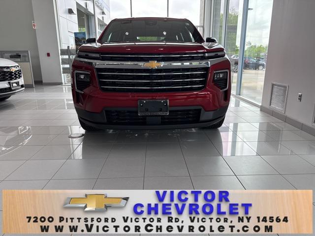 Photo of 2025 Radiant Red Tintcoat Chevrolet Traverse
