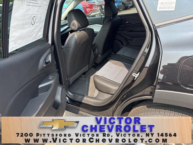 Photo of 2025 Mosaic Black Metallic Chevrolet Trax