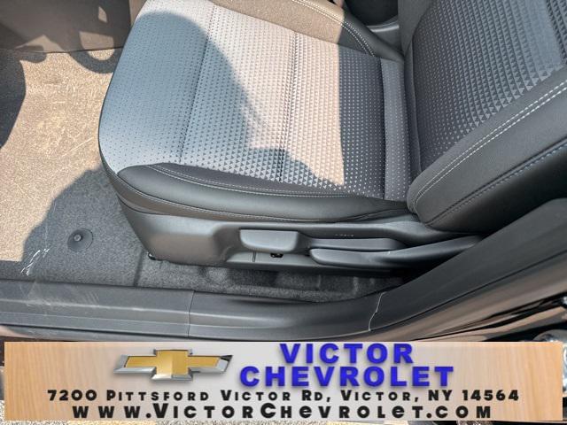 Photo of 2025 Mosaic Black Metallic Chevrolet Trax