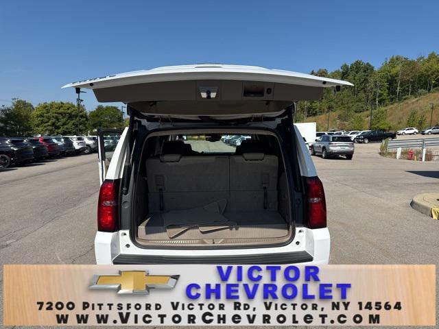 Photo of 2019 Summit White Chevrolet Tahoe