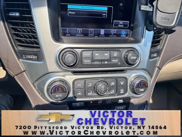 Photo of 2019 Summit White Chevrolet Tahoe