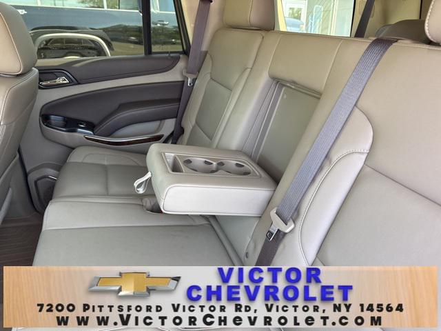 Photo of 2019 Summit White Chevrolet Tahoe