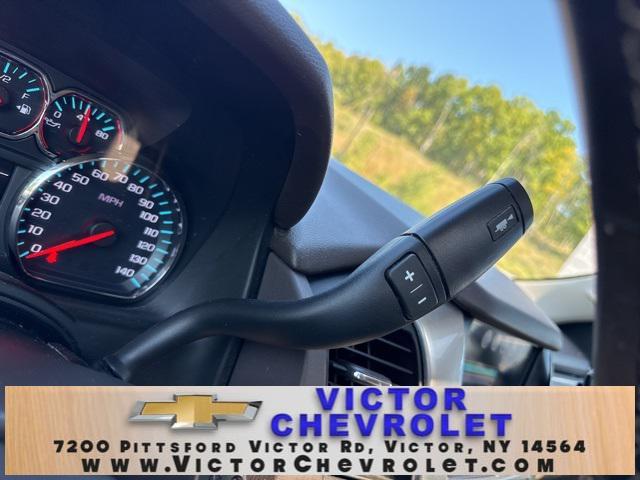Photo of 2019 Summit White Chevrolet Tahoe