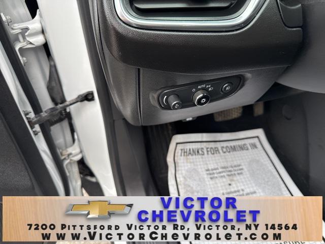 Photo of 2020 Summit White Chevrolet Equinox