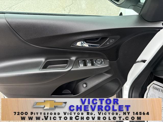 Photo of 2020 Summit White Chevrolet Equinox