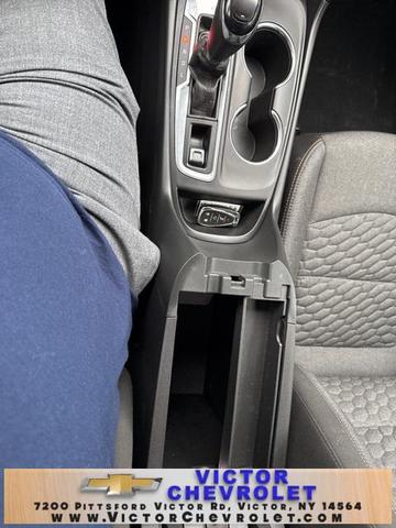 Photo of 2020 Summit White Chevrolet Equinox