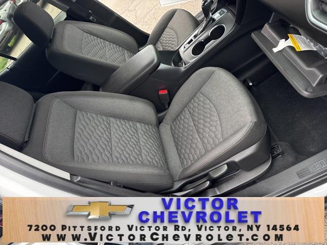 Photo of 2020 Summit White Chevrolet Equinox