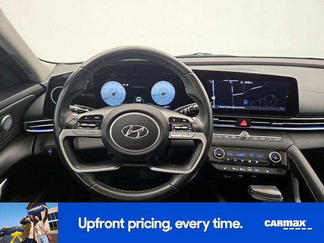 Photo of 2021 Blue Hyundai ELANTRA