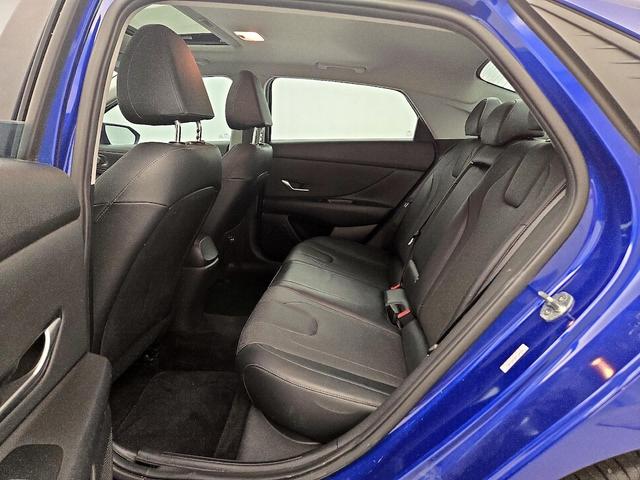 Photo of 2021 Blue Hyundai ELANTRA