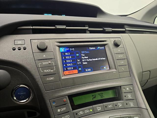 Photo of 2014 Silver Toyota Prius