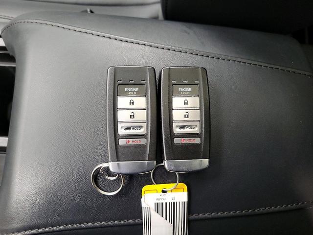 Photo of 2021 Black Acura RDX