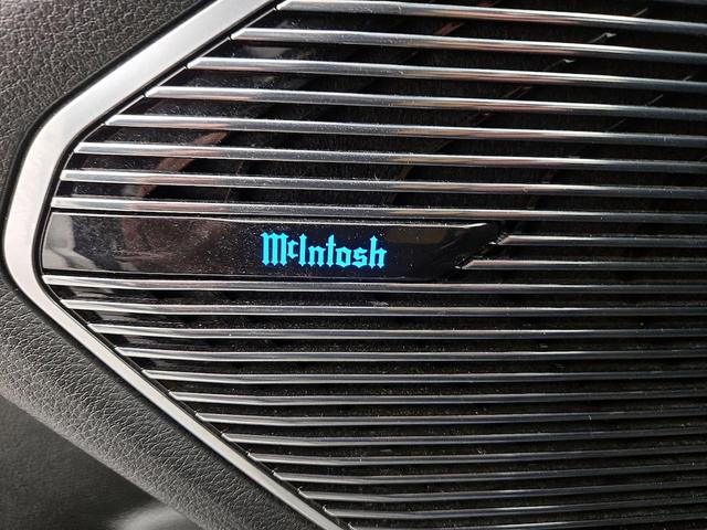 Photo of 2022 Black Jeep Grand Cherokee L