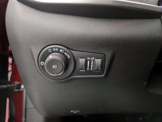 Photo of 2022 Red Jeep Compass