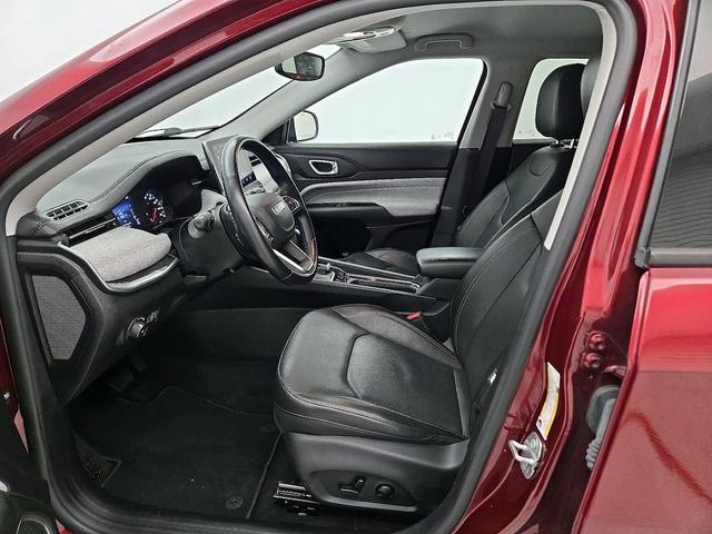 Photo of 2022 Red Jeep Compass
