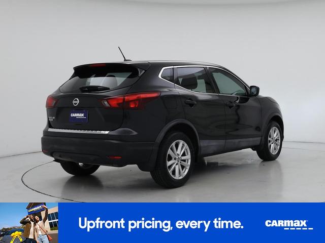 Photo of 2019 Black Nissan Rogue Sport