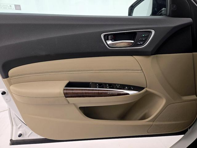Photo of 2020 White Acura TLX