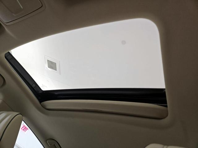 Photo of 2020 White Acura TLX