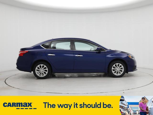 Photo of 2019 Blue Nissan Sentra