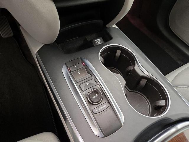 Photo of 2018 Blue Acura MDX