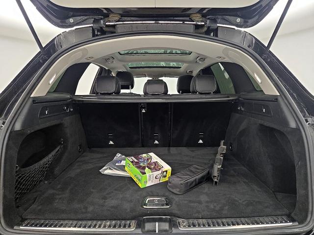 Photo of 2017 Black Mercedes-Benz GLC 300