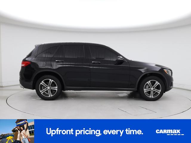 Photo of 2017 Black Mercedes-Benz GLC 300