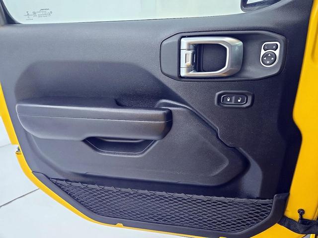 Photo of 2020 Yellow Jeep Wrangler