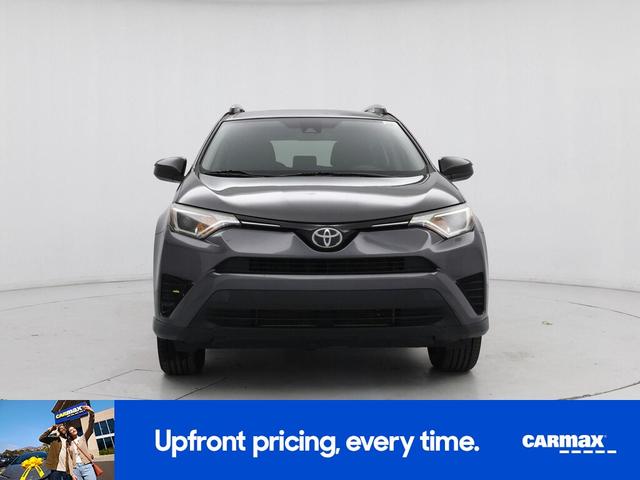 Photo of 2017 Silver Toyota RAV4