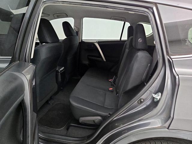 Photo of 2017 Silver Toyota RAV4