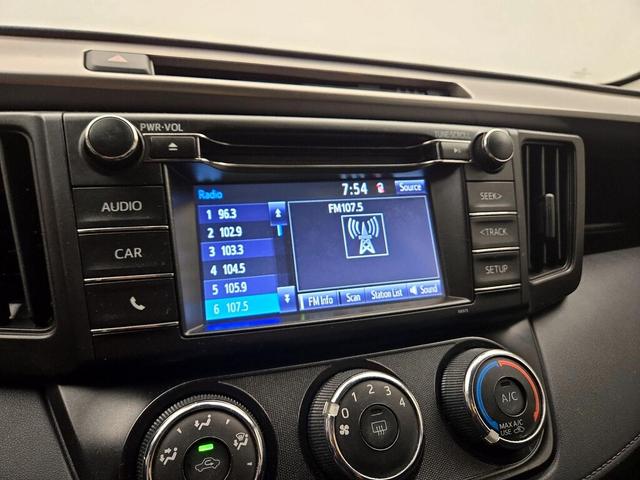 Photo of 2017 Silver Toyota RAV4