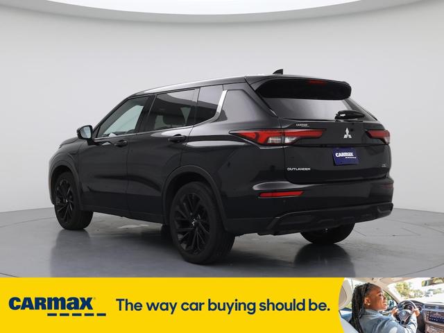 Photo of 2024 Black Mitsubishi Outlander