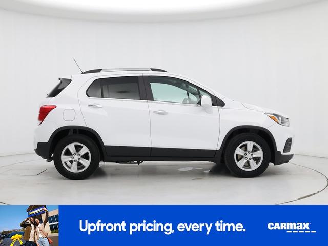Photo of 2020 White Chevrolet Trax