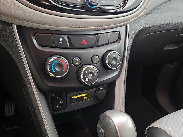 Photo of 2020 White Chevrolet Trax