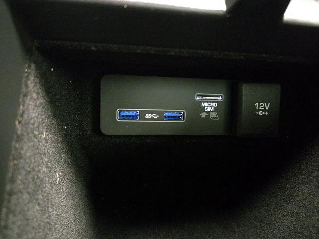 Photo of 2020 Black Land Rover Range Rover Evoque