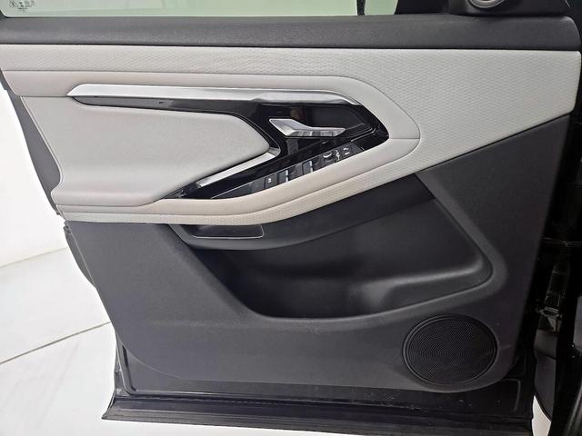 Photo of 2020 Black Land Rover Range Rover Evoque