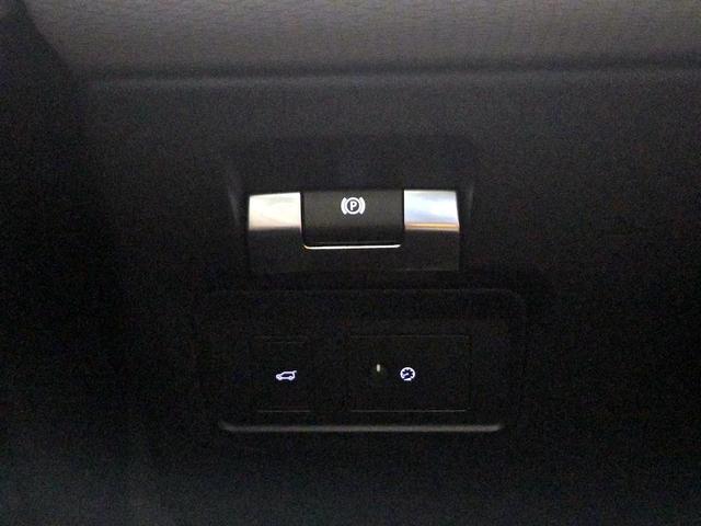 Photo of 2020 Black Land Rover Range Rover Evoque