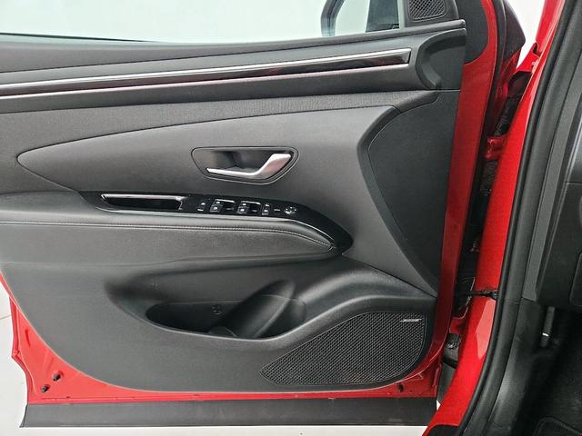 Photo of 2022 Red Hyundai TUCSON
