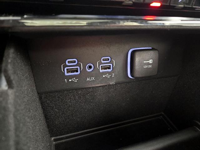 Photo of 2021 Silver Jeep Grand Cherokee L