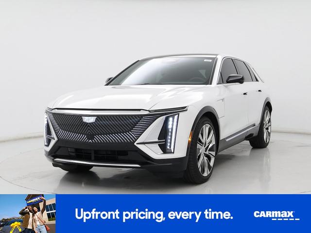 Photo of 2024 White Cadillac LYRIQ