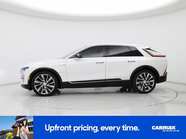 Photo of 2024 White Cadillac LYRIQ