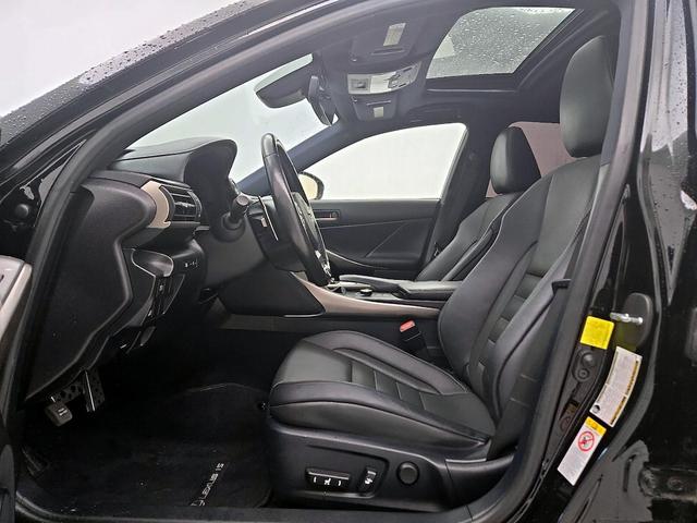 Photo of 2017 Black Lexus IS 350