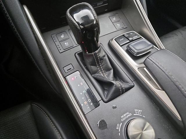 Photo of 2017 Black Lexus IS 350